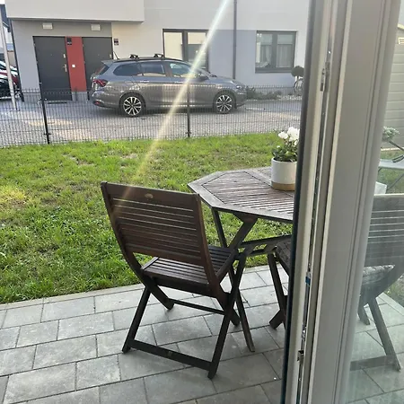 Uroczy Apartament Z Ogrodem Rumia Exterior photo